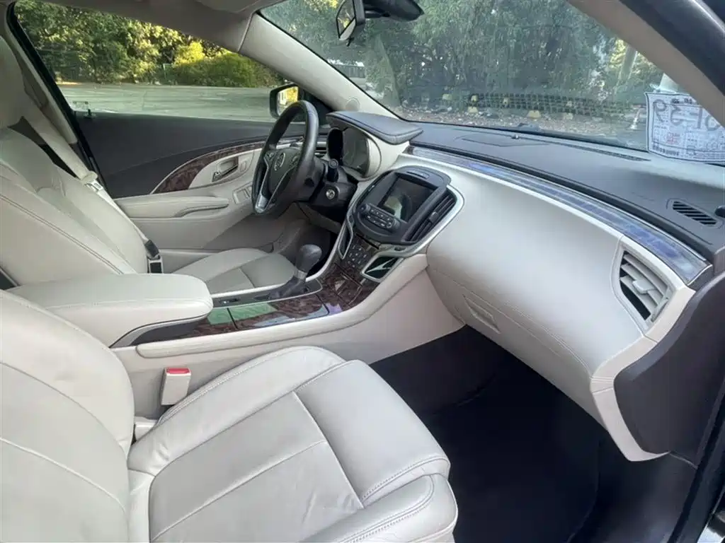 Buick LaCrosse 2014 — фото 15