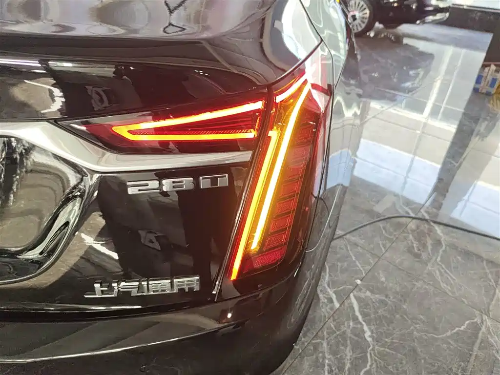Cadillac CT6 2020 — фото 24