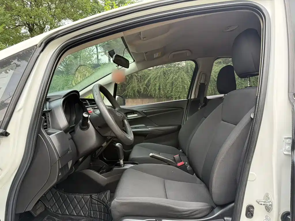 Honda Fit 2016 — фото 13