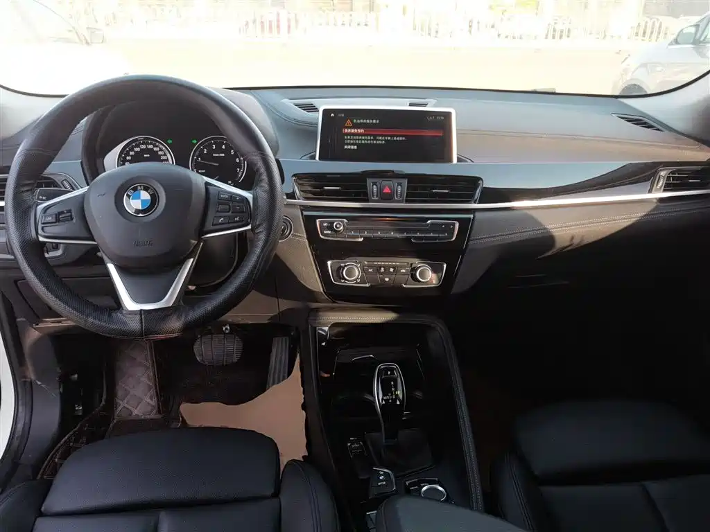 BMW X2 2019 — фото 12
