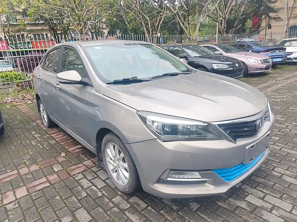 Changan V7 2017 — фото 22