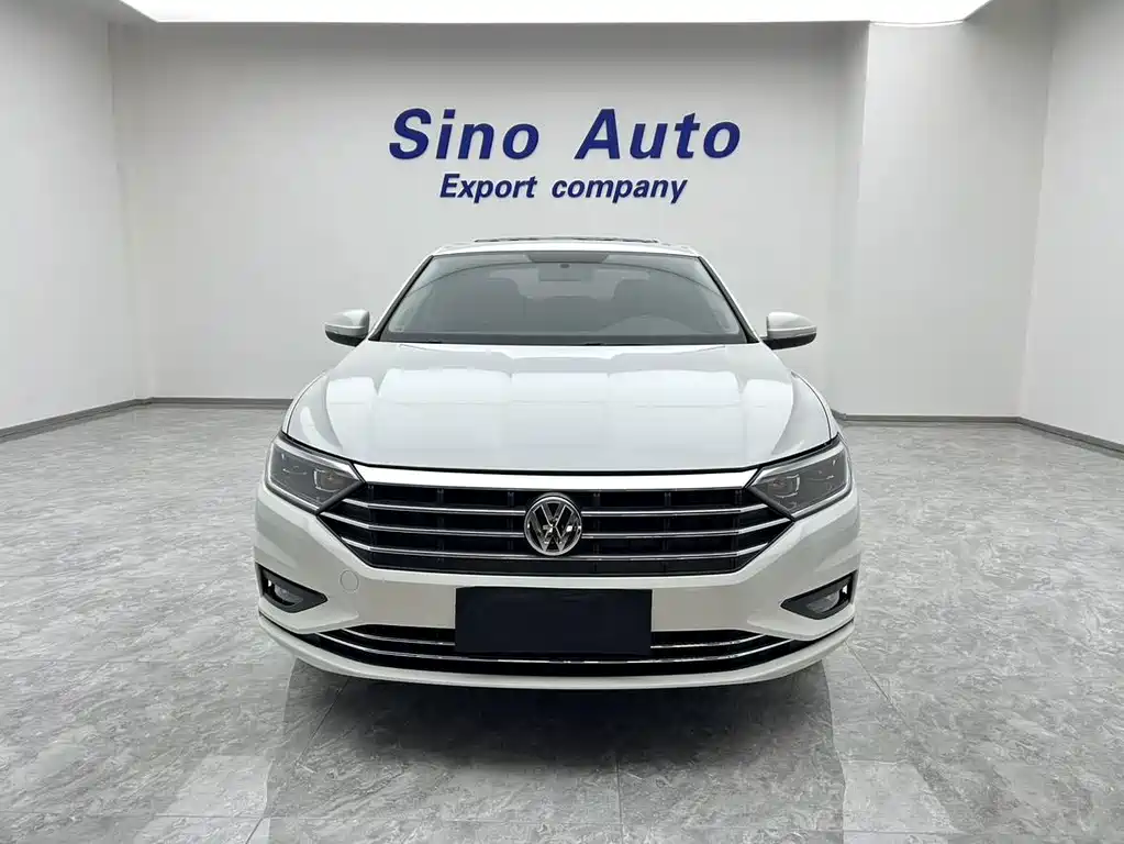 Volkswagen Sagitar 2021