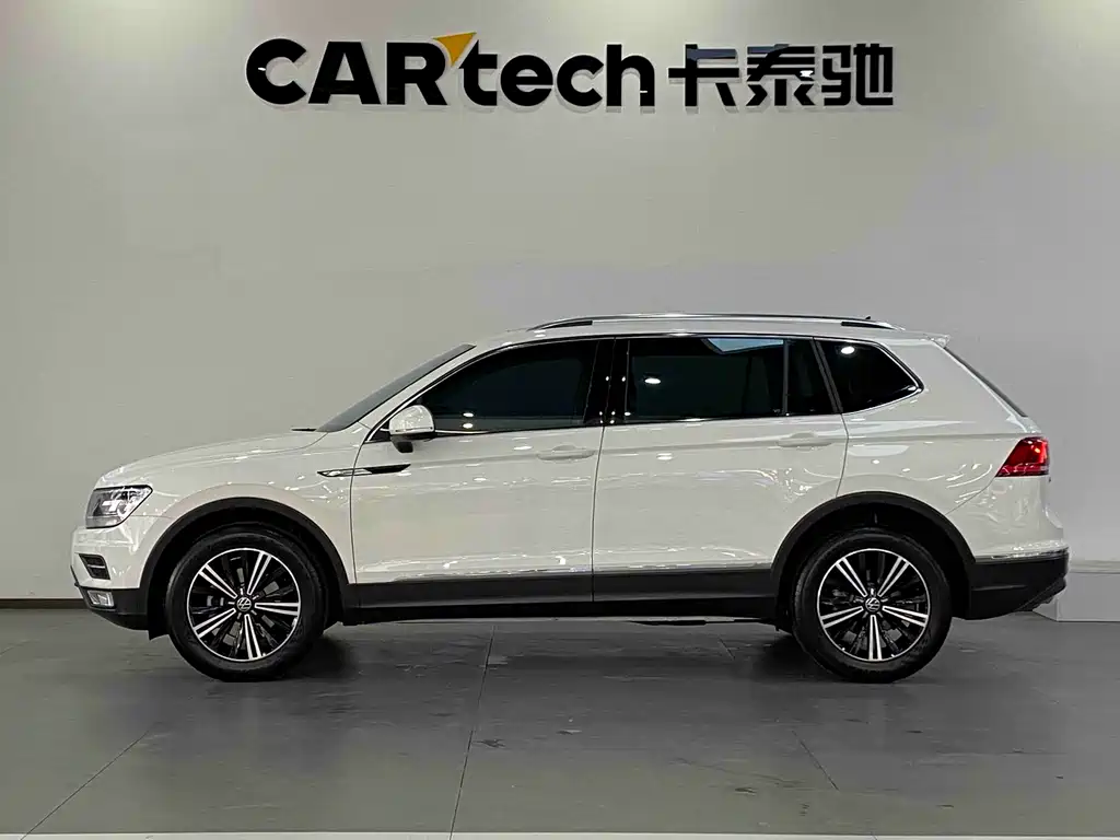 Volkswagen Tiguan L 2021 — фото 24