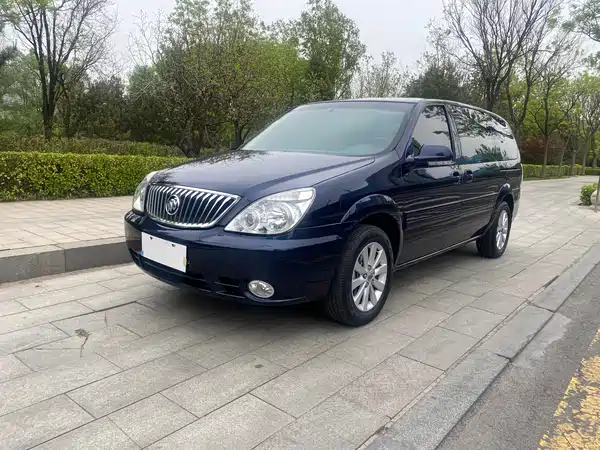 Buick GL8 2013