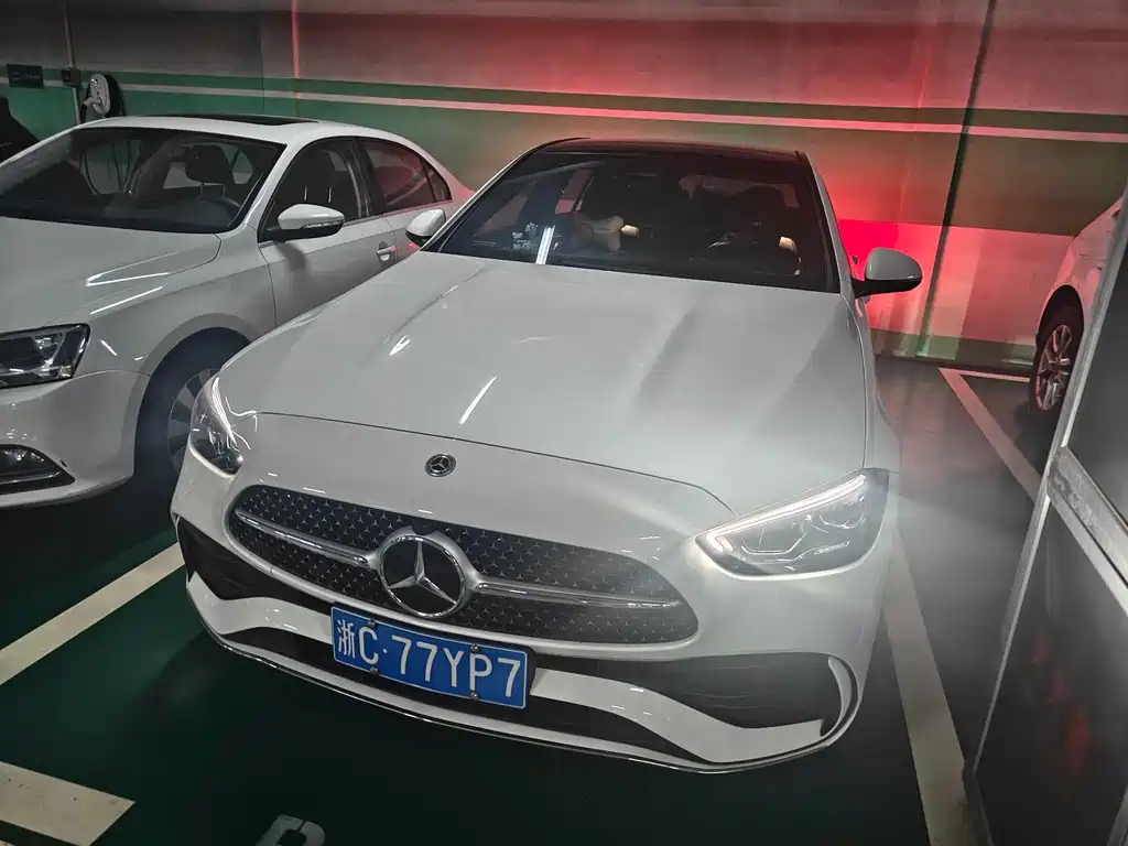 Mercedes-Benz C-Class 2022