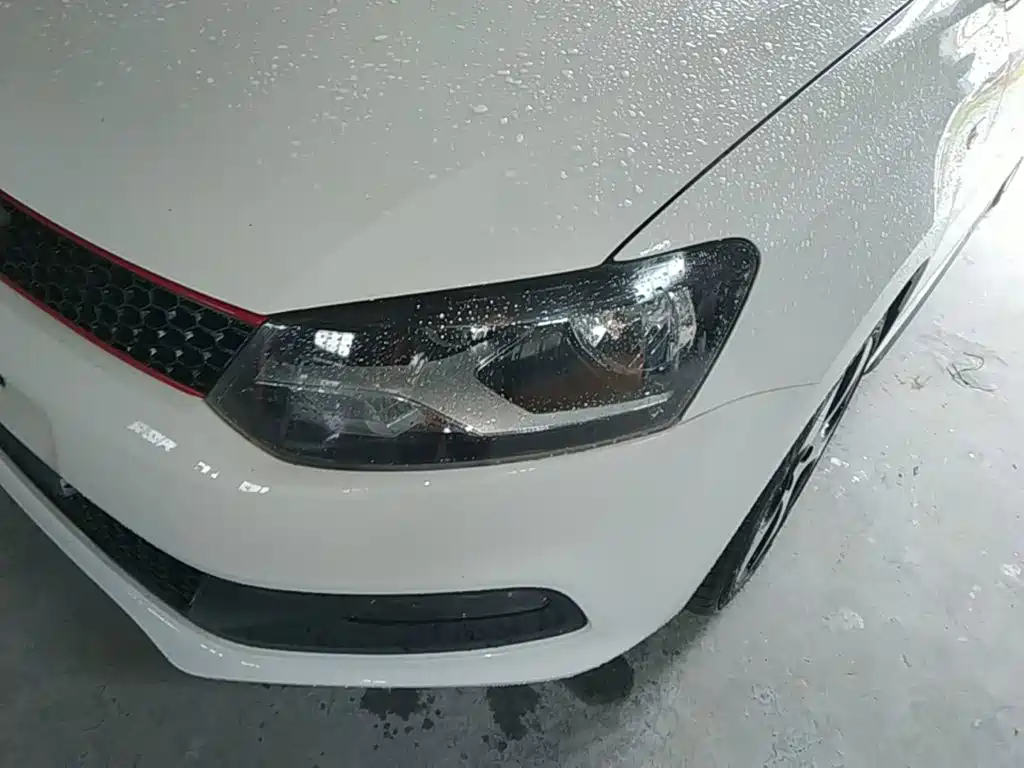 Volkswagen Polo 2015 — фото 24