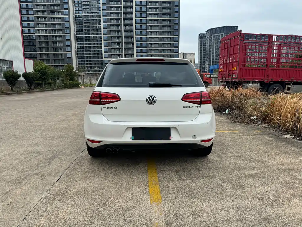 Volkswagen Golf 2014