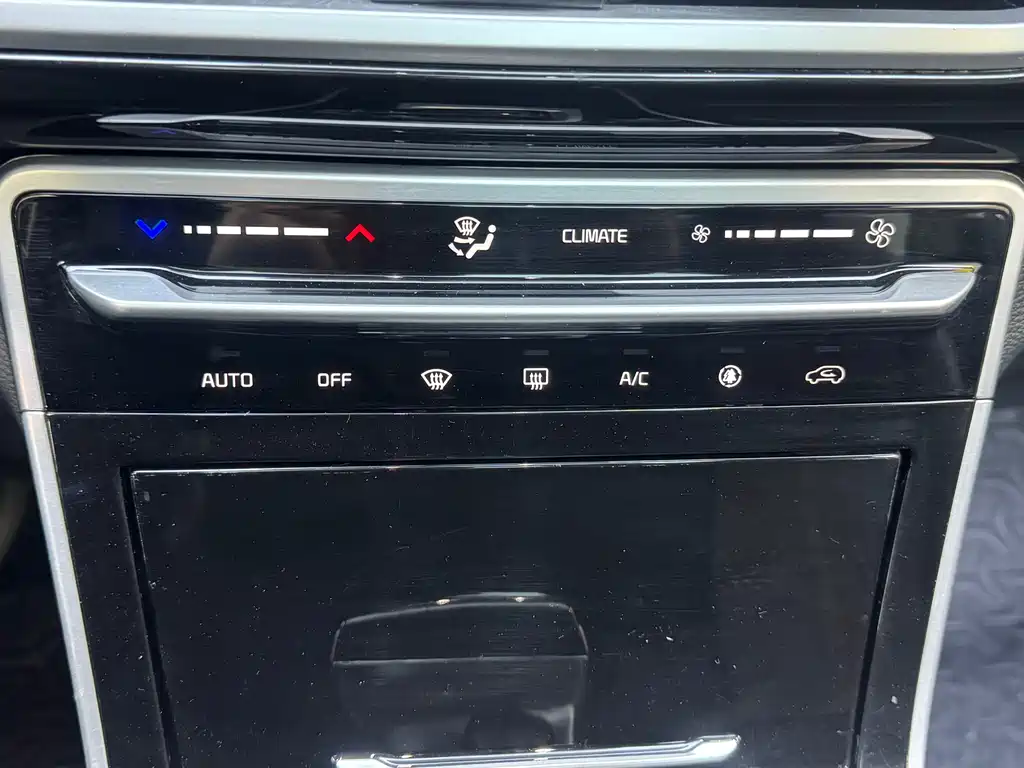 Kia KX3 2022 — фото 17
