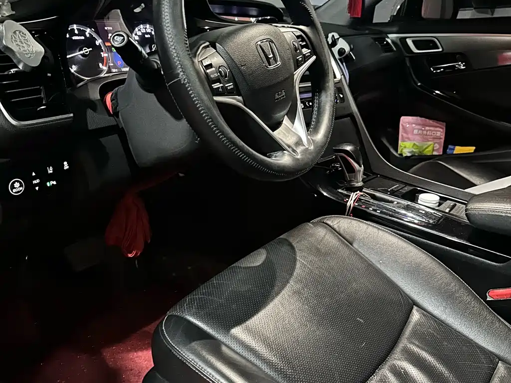 Honda Spirior 2016 — фото 6