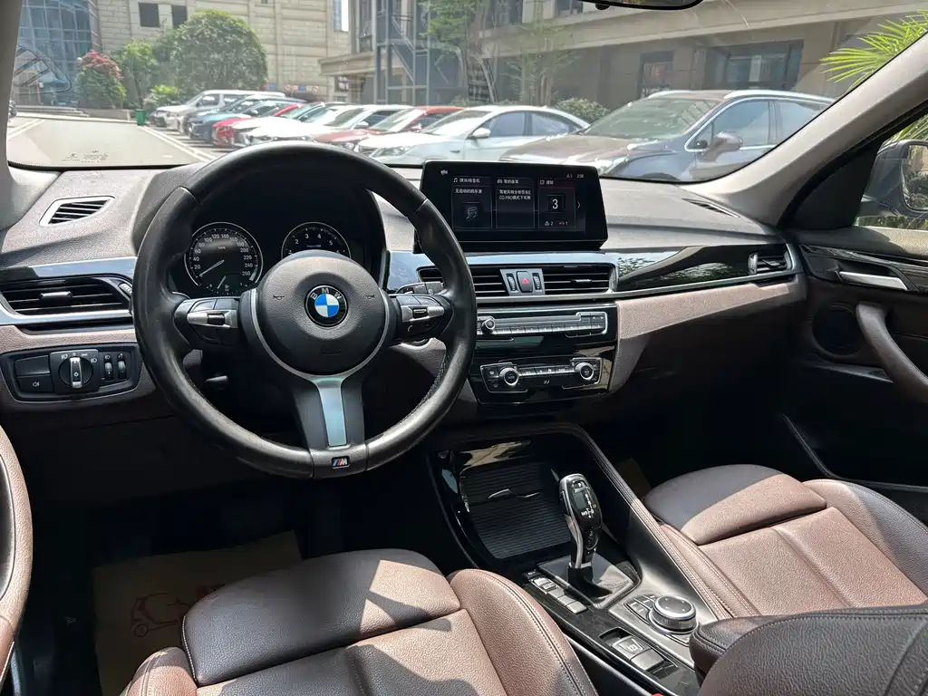 BMW X1 2020 — фото 11