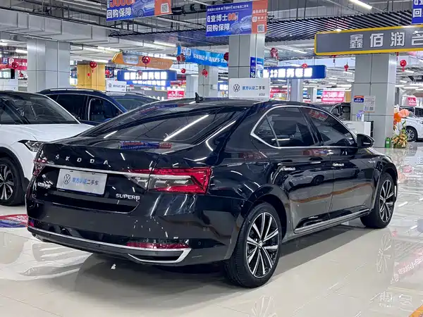Skoda Superb 2023
