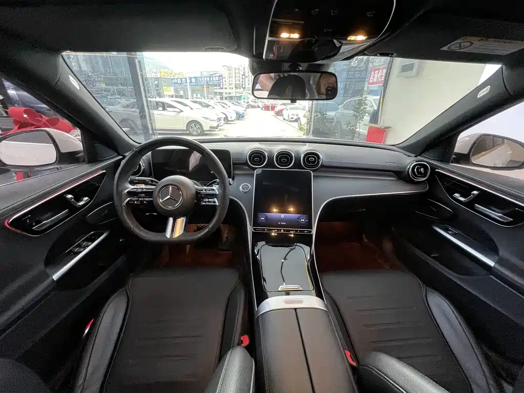Mercedes-Benz C-Class 2023 — фото 11