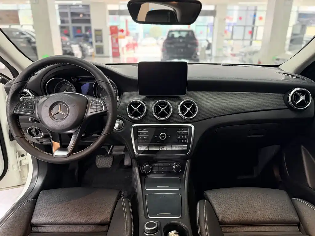Mercedes-Benz GLA 2019 — фото 10