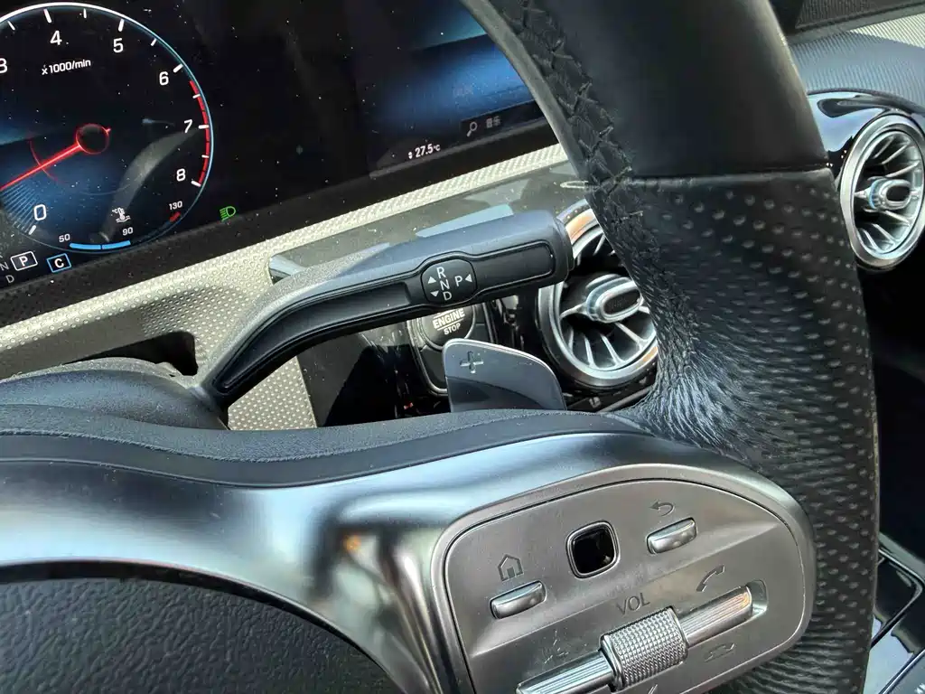 Mercedes-Benz A-Class 2019 — фото 30