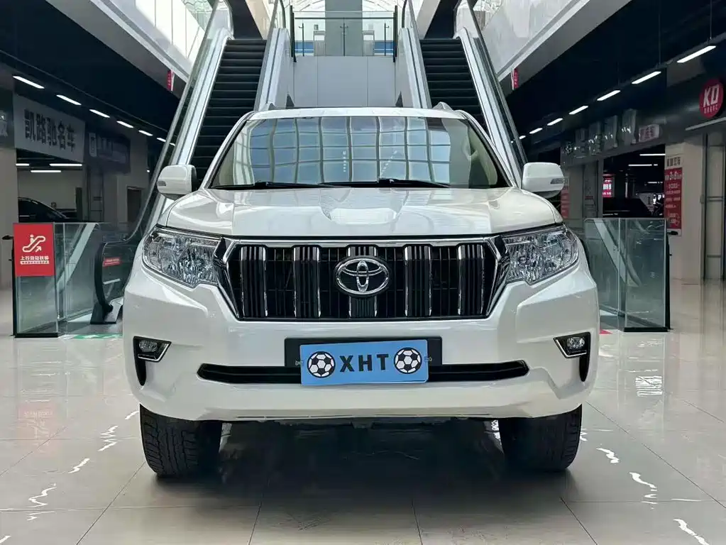 Toyota Prado 2019 — фото 2
