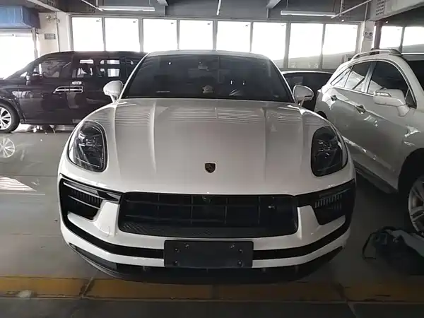 Porsche Macan 2022