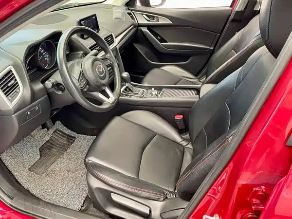 Mazda 3 Axela 2018