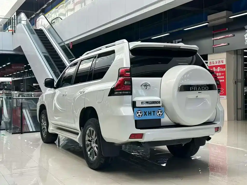 Toyota Prado 2019 — фото 7