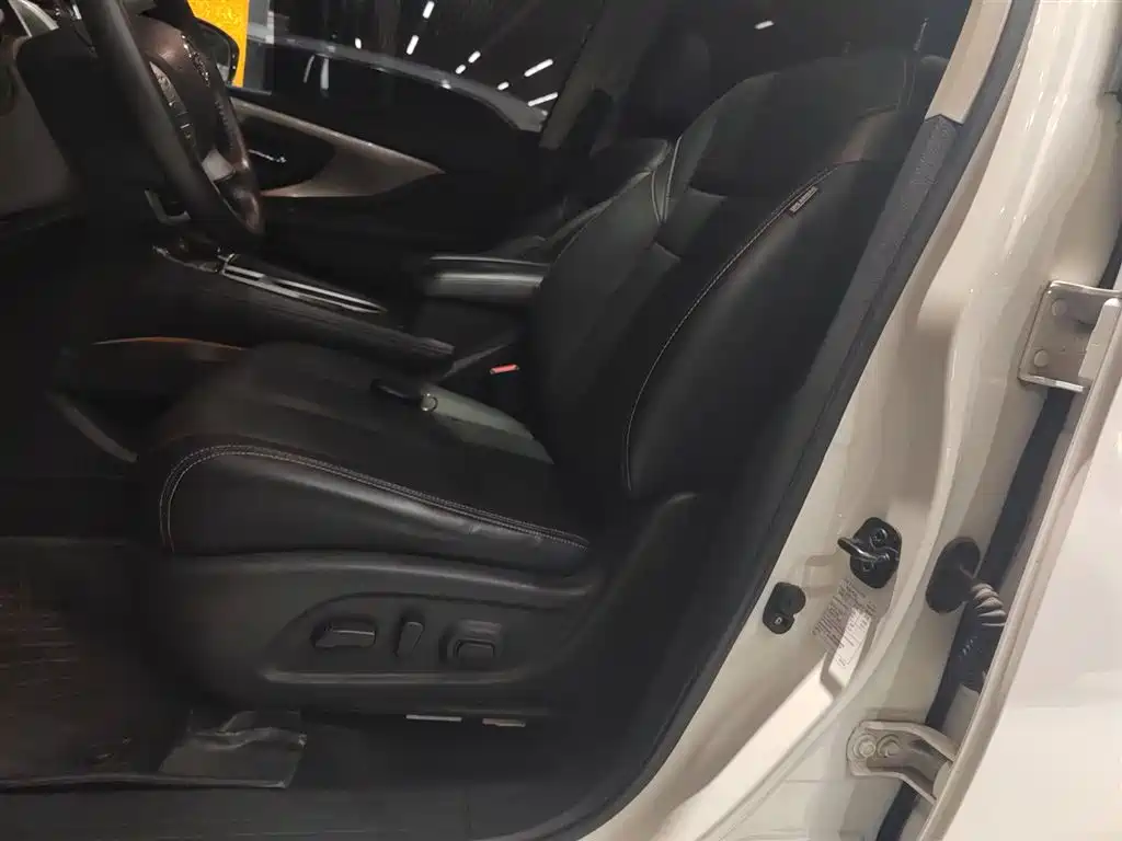 Nissan Murano 2019 — фото 15