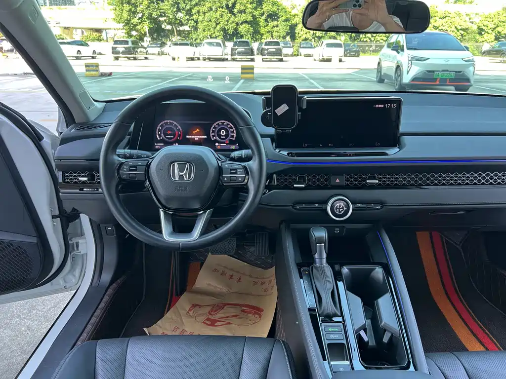 Honda Accord 2024 — фото 16