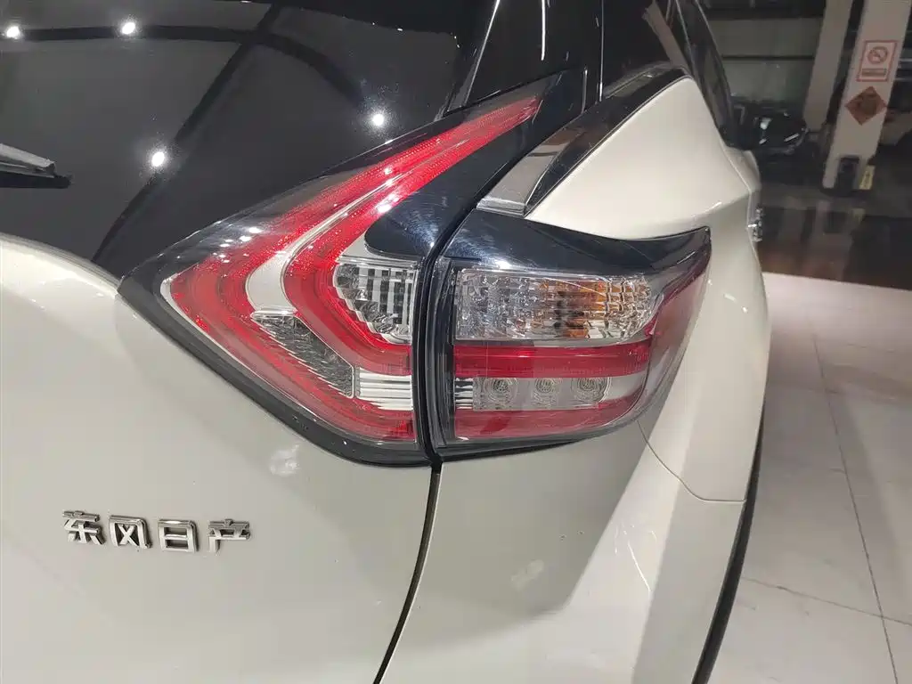 Nissan Murano 2019 — фото 8