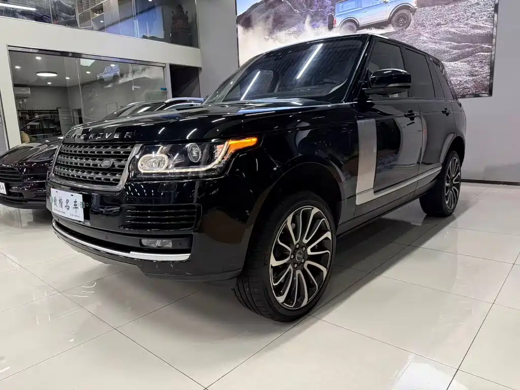 Land Rover Range Rover 2017 — фото 1