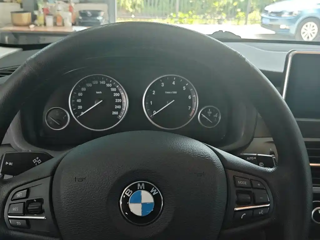 BMW X3 2016 — фото 12