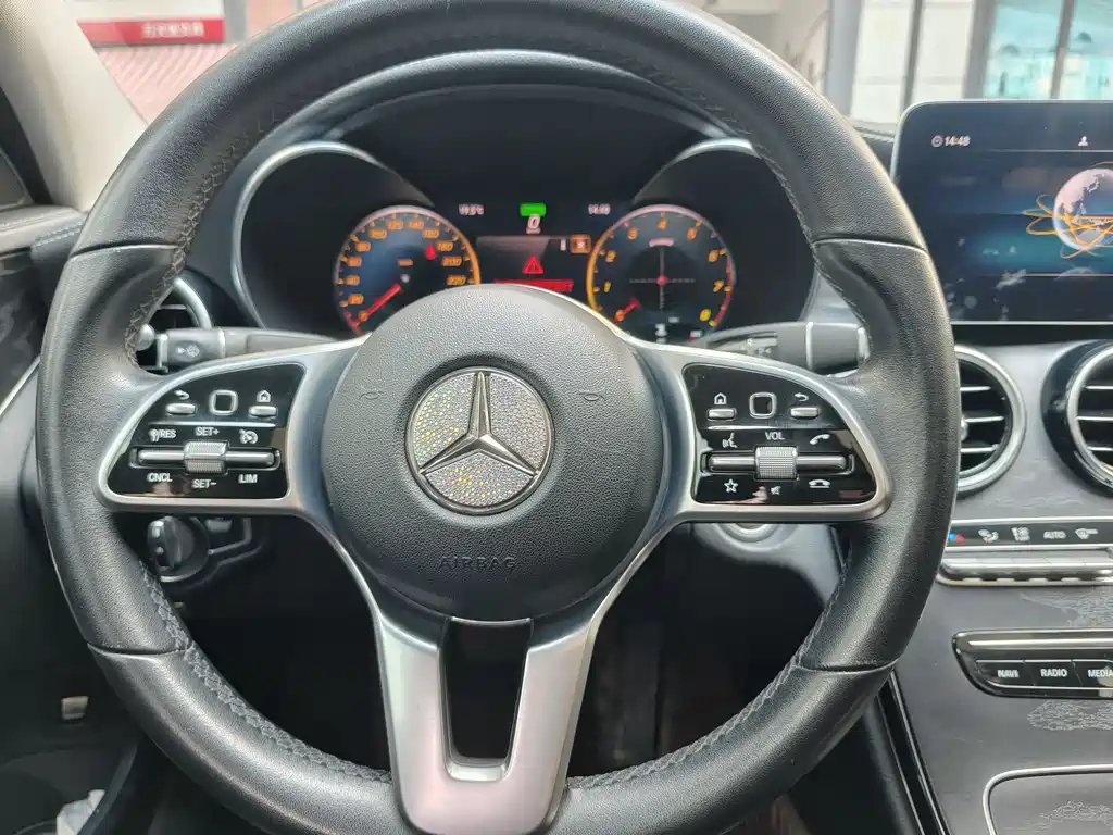 Mercedes-Benz C-Class 2019 — фото 10