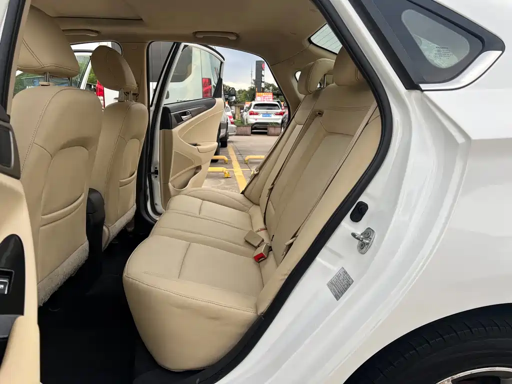 Changan Eado 2017