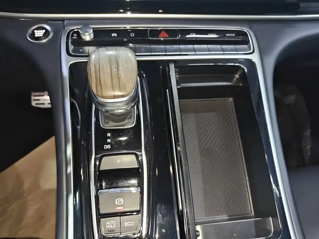 GAC Motor Trumpchi M8 2021 — фото 14