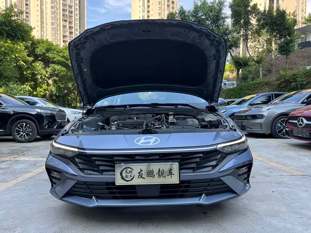Hyundai Elantra 2024