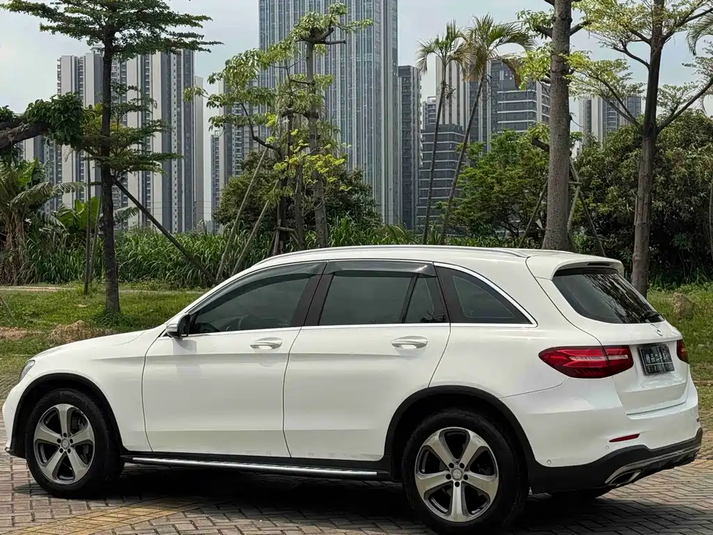 Mercedes-Benz GLC 2016 — фото 6