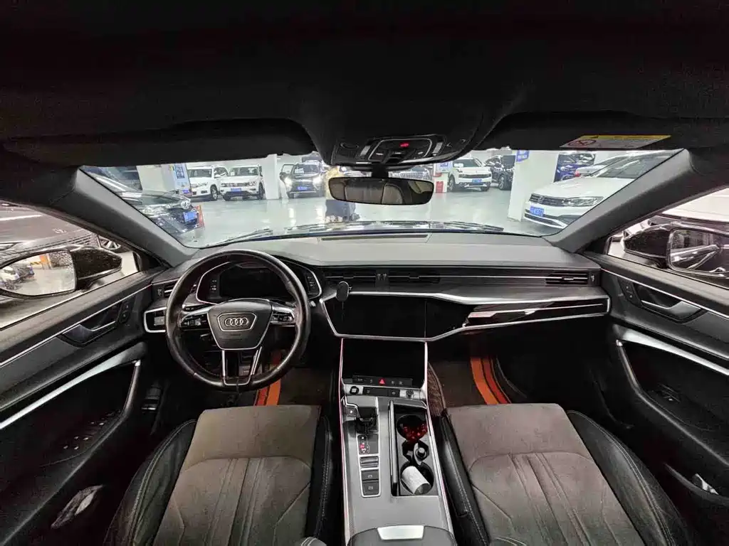 Audi A6L New Energy 2021 — фото 5