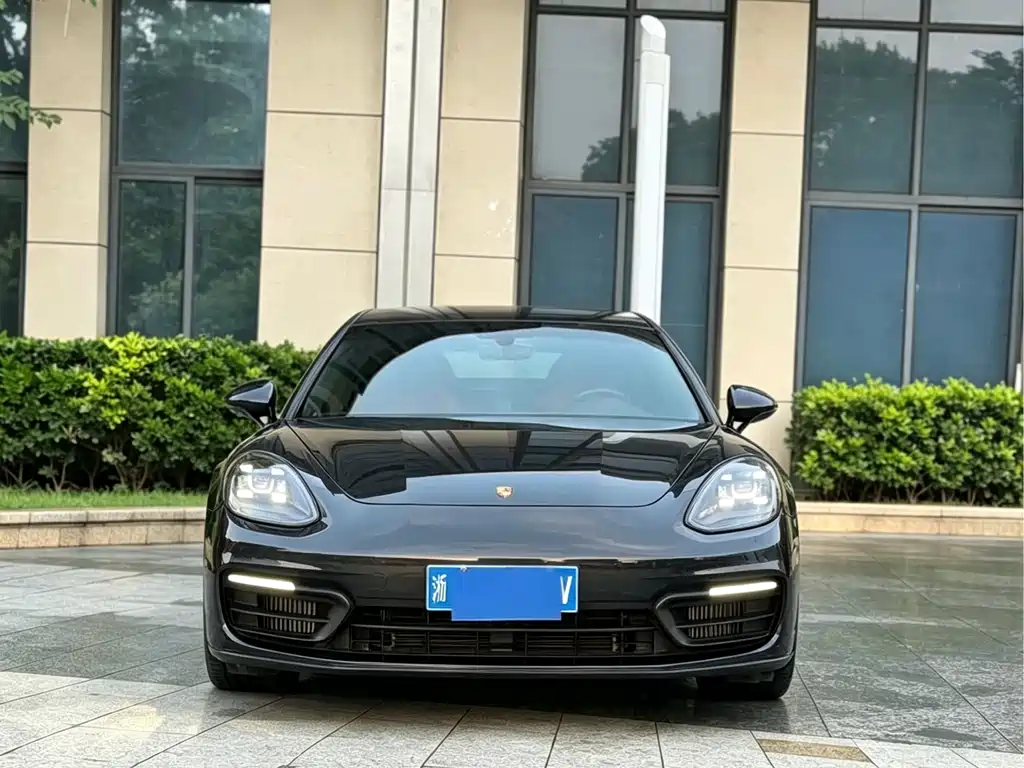 Porsche Panamera 2022 — фото 2