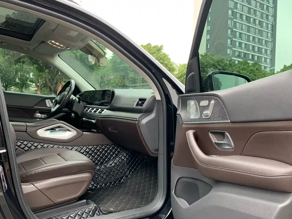 Mercedes-Benz GLE 2020 — фото 16