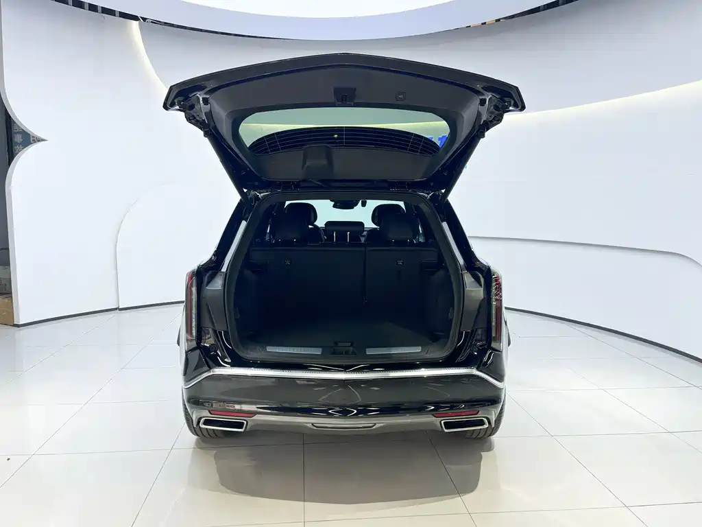 Cadillac XT5 2025 — фото 6