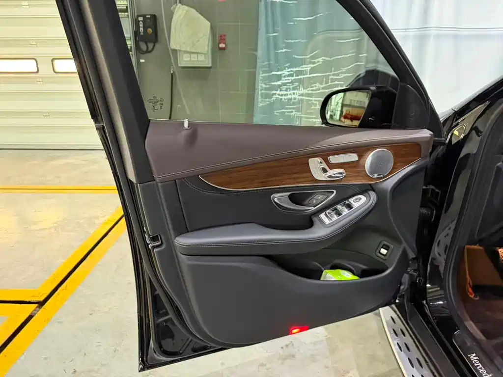 Mercedes-Benz GLC 2020
