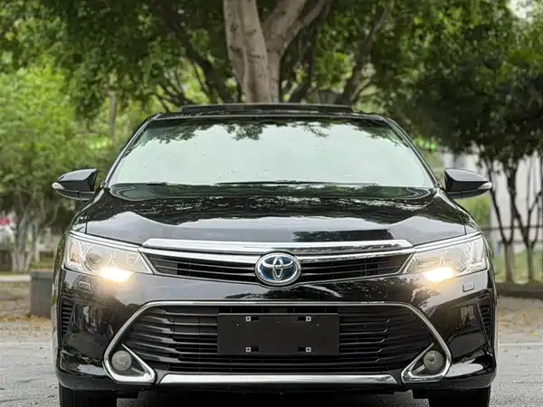 Toyota Camry 2016