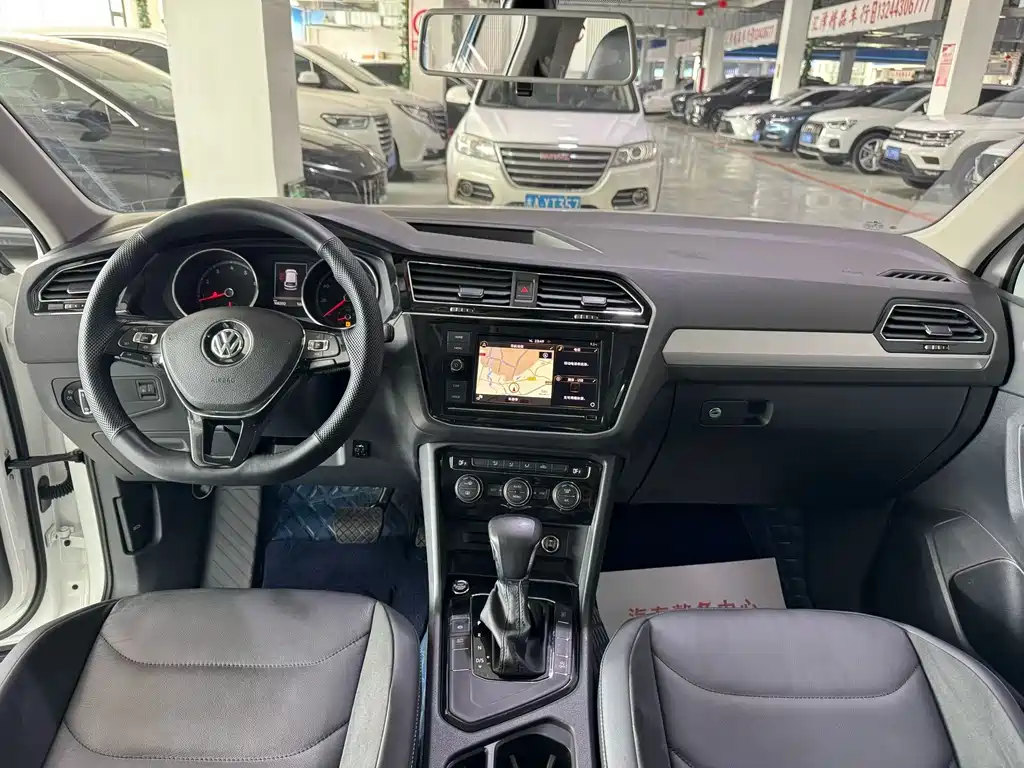 Volkswagen Tiguan L 2019 — фото 9