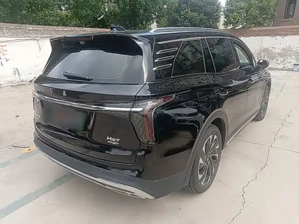 Hongqi HS7 PHEV 2024