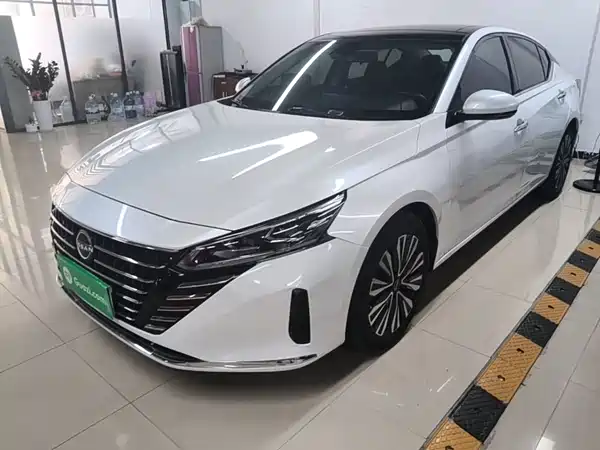 Nissan Teana 2023