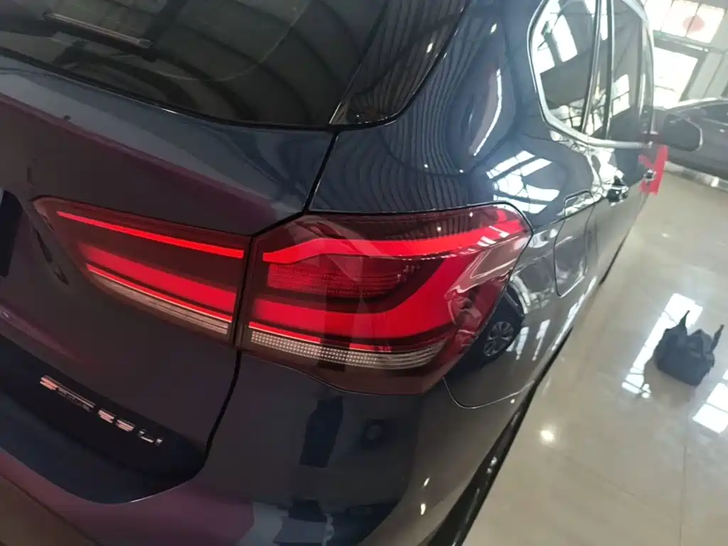 BMW X1 2021 — фото 8