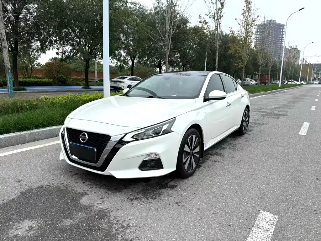 Nissan Teana 2021 — фото 1
