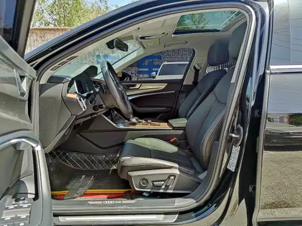 Audi A6L 2020