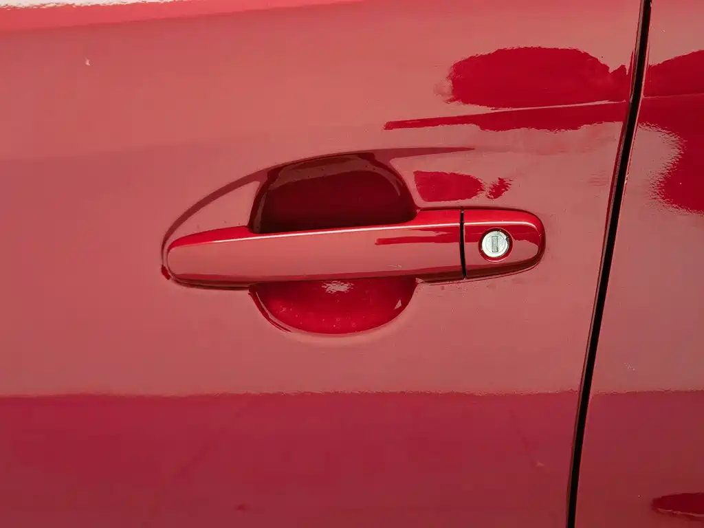 Toyota Yaris L 2022 — фото 18