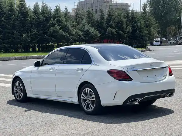 Mercedes-Benz C-Class 2020