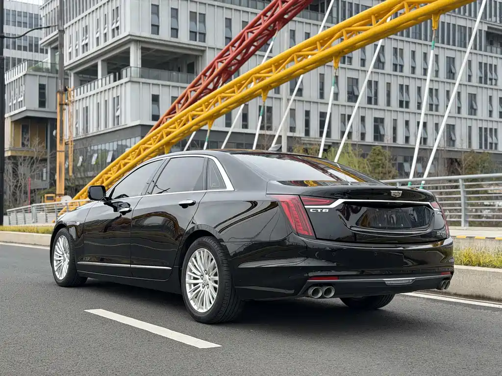 Cadillac CT6 2021 — фото 9