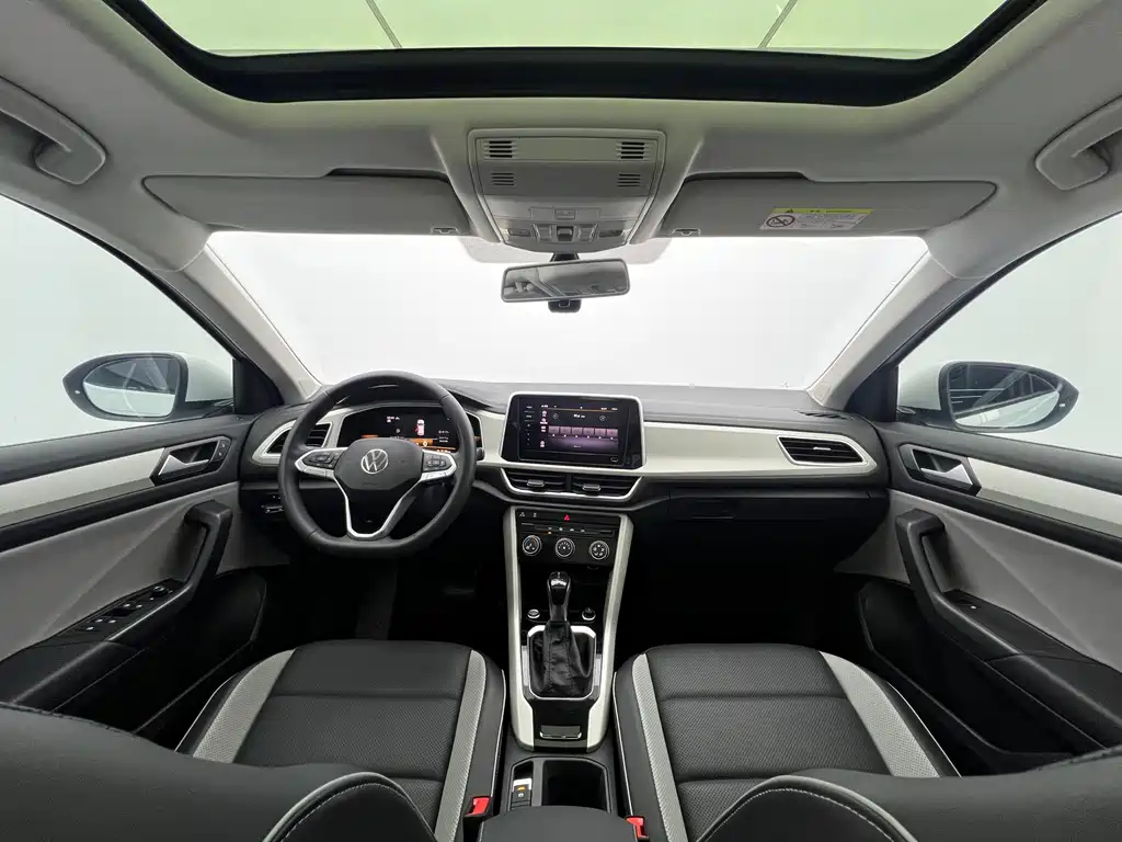 Volkswagen T-Roc 2024 — фото 10