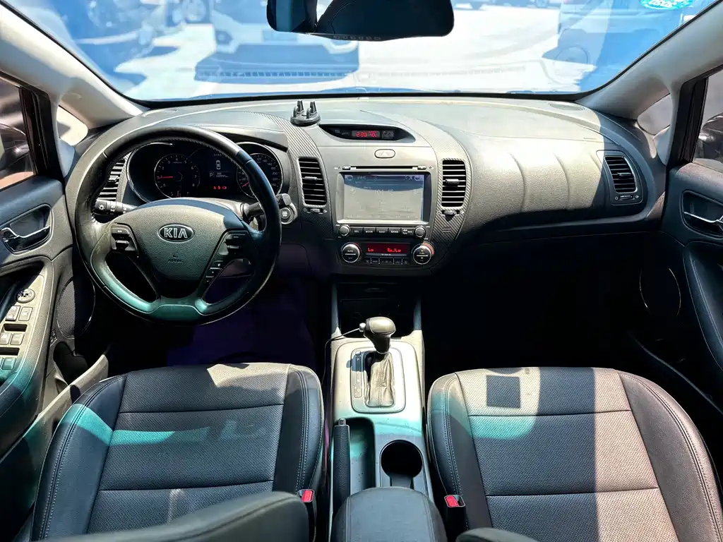 Kia K3 2013