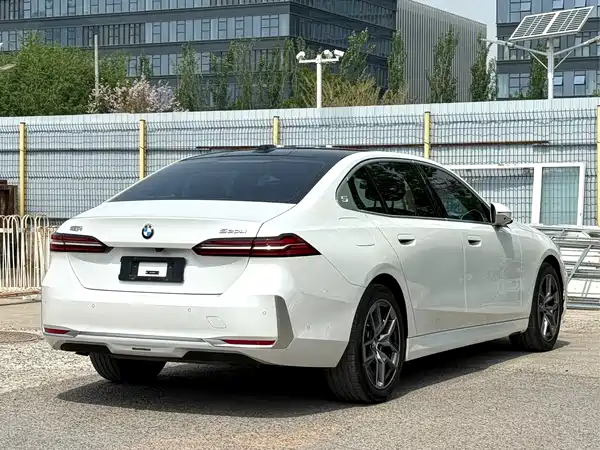 BMW 5 Series 2024